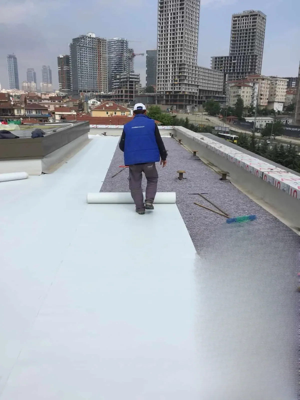 Kadıköy Keleşoğlu Holding Teras Sürme Su Yalıtımı ve Tpo Uygulaması — fotoğraf 3