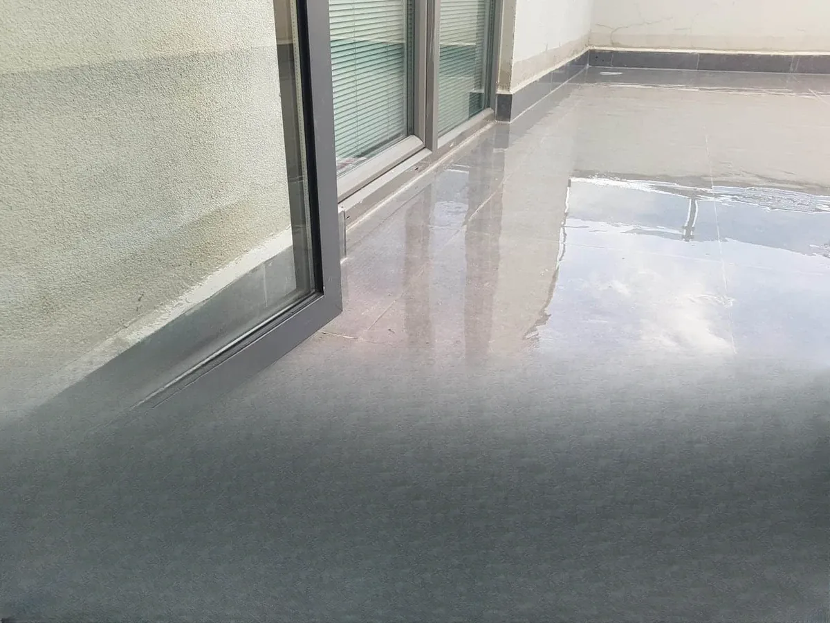 Fenerbahçe Balkon Şeffaf Su Yalıtımı — fotoğraf 8
