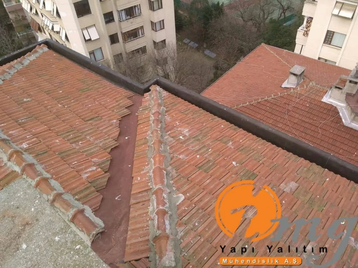 Göztepe Otmarsavcı Apt. Kiremit Aktarma Su Yalıtımı — fotoğraf 5