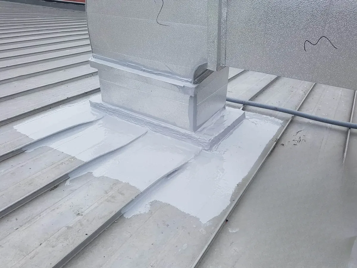 Capitol Avm Havalandırma Bacası Poliüretan Mastik Su Yalıtımı — fotoğraf 6