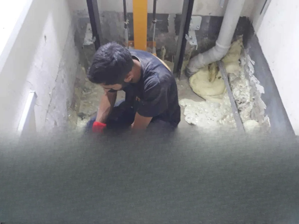 Çekmeköy Villa Asansör Kuyusu Su Yalıtımı — fotoğraf 2
