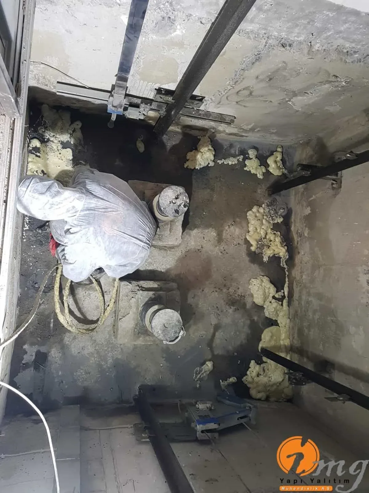 1 Levent Mettal Bank Asansör Kuyusu Su Yalıtımı — fotoğraf 2