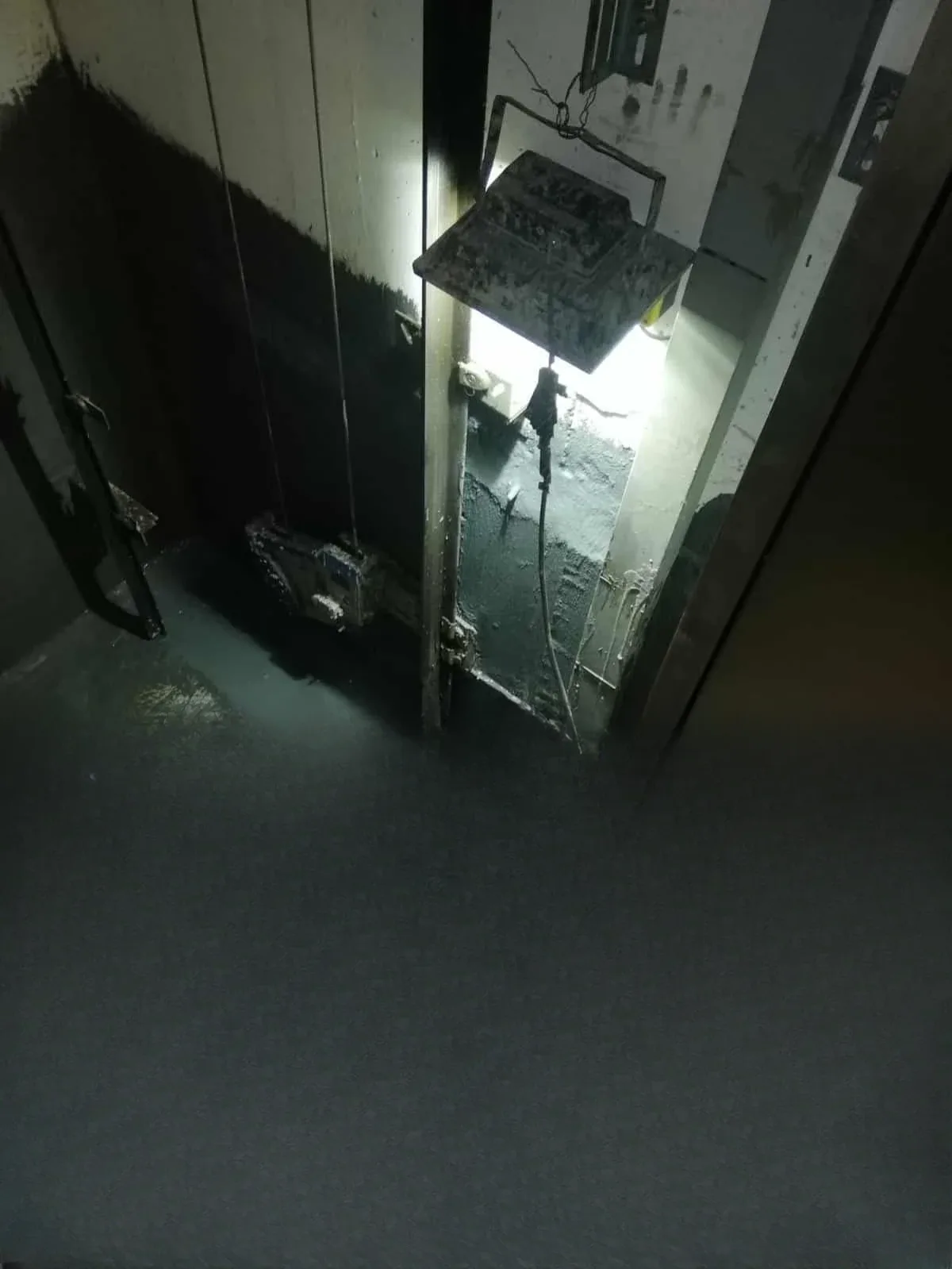 1 Levent Mettal Bank Asansör Kuyusu Su Yalıtımı — fotoğraf 6