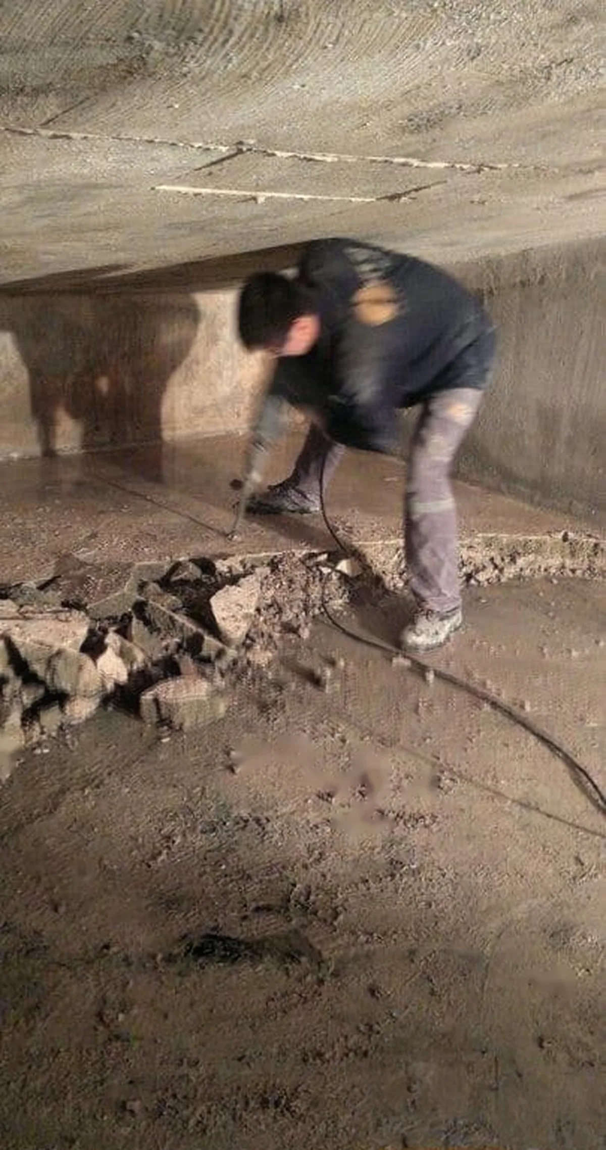 Bostancı Mimoza Merdiven Altı Deposu Negatif Su Yalıtımı — fotoğraf 3