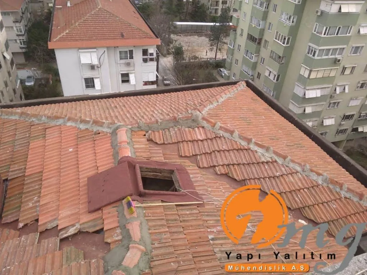 Göztepe Otmarsavcı Apt. Kiremit Aktarma Su Yalıtımı — fotoğraf 6