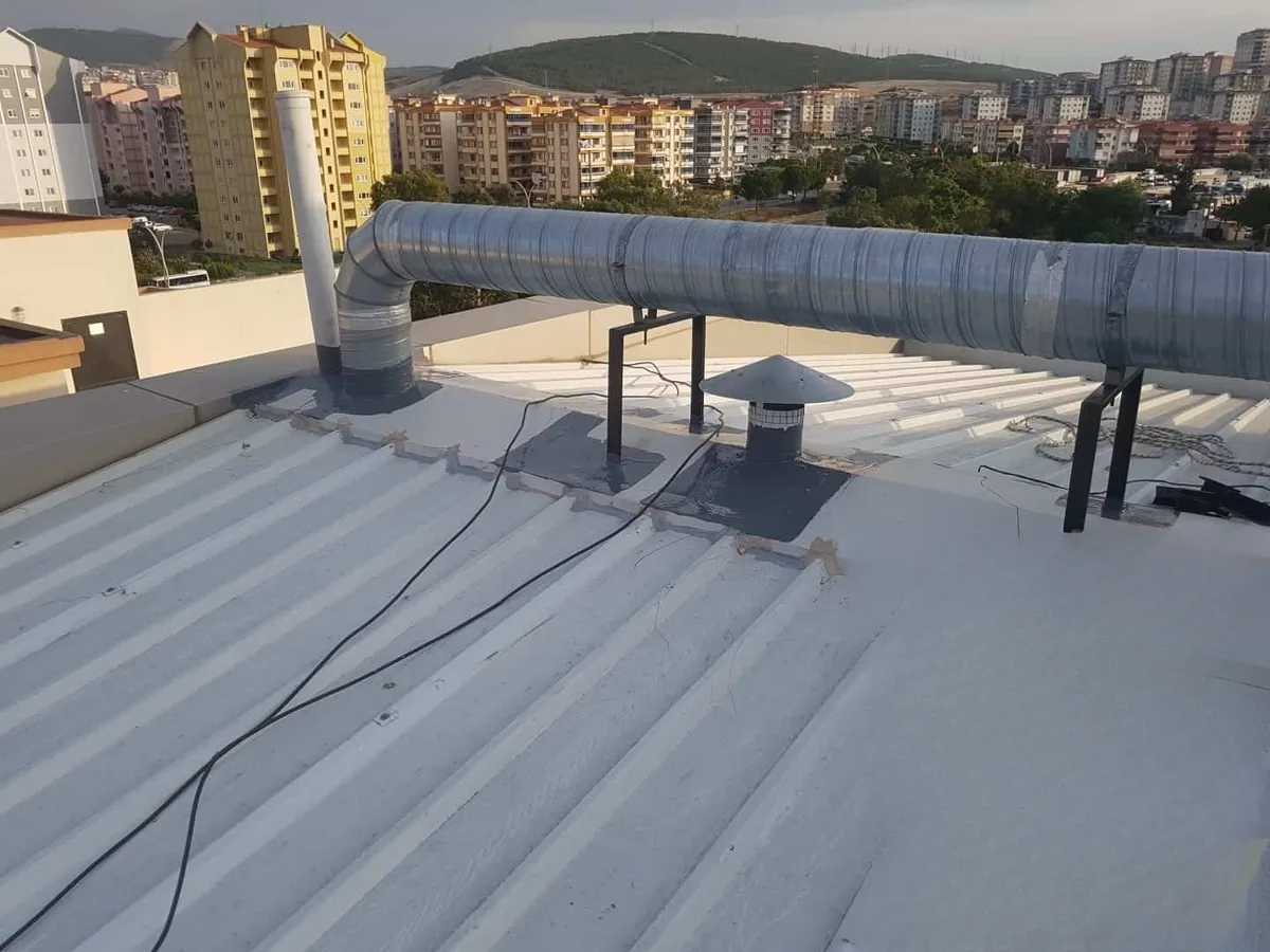 İzmir Aliağa Çatı ve Balkon Şeffaf Su Yalıtımı — fotoğraf 2