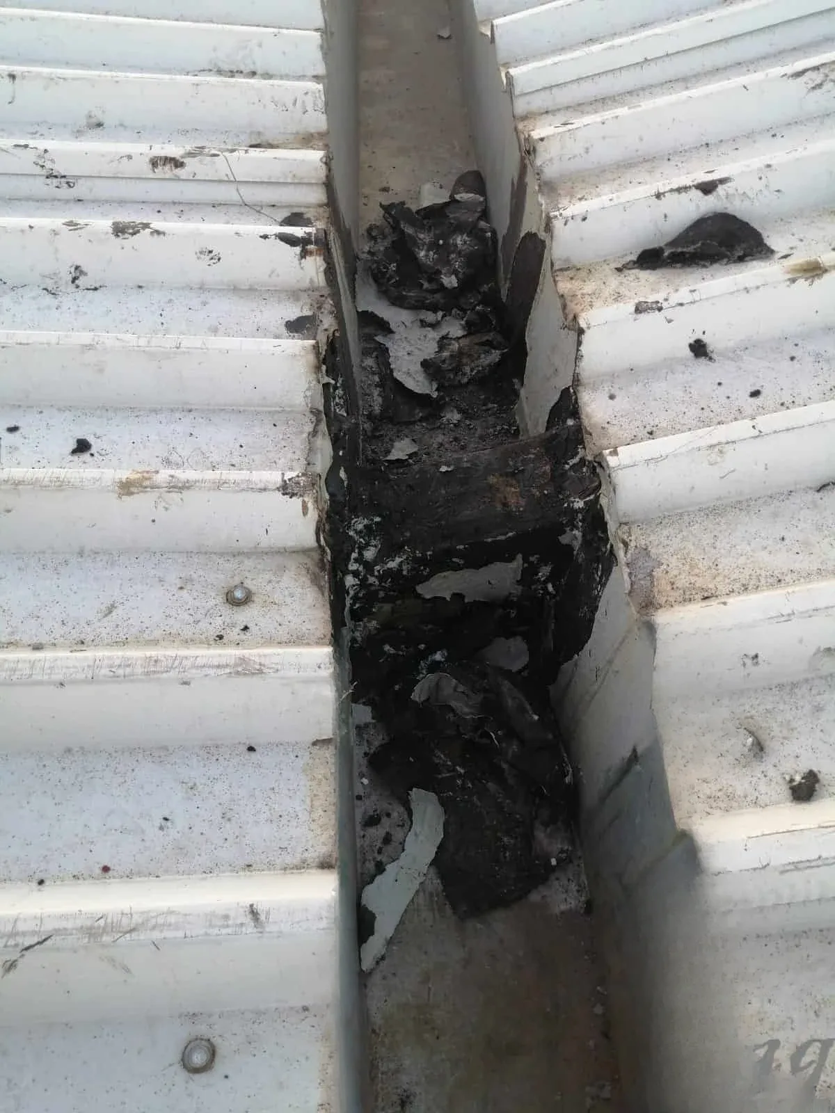 Gebze Yüztuğ Mühendislik Gizli Dere Su Yalıtımı — fotoğraf 3