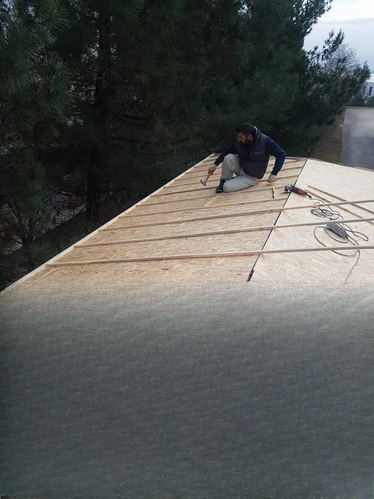 Gebze Kamasan Kalıp Çatı Yapımı Su Yalıtımı — fotoğraf 2