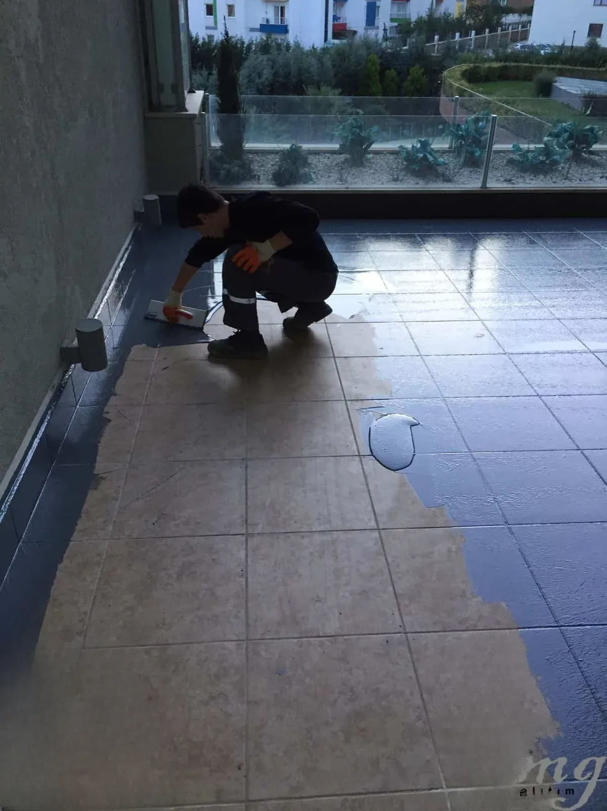 Pendik Dumankaya Sitesi Perde ve Fayans Üstü Su Yalıtımı — fotoğraf 9