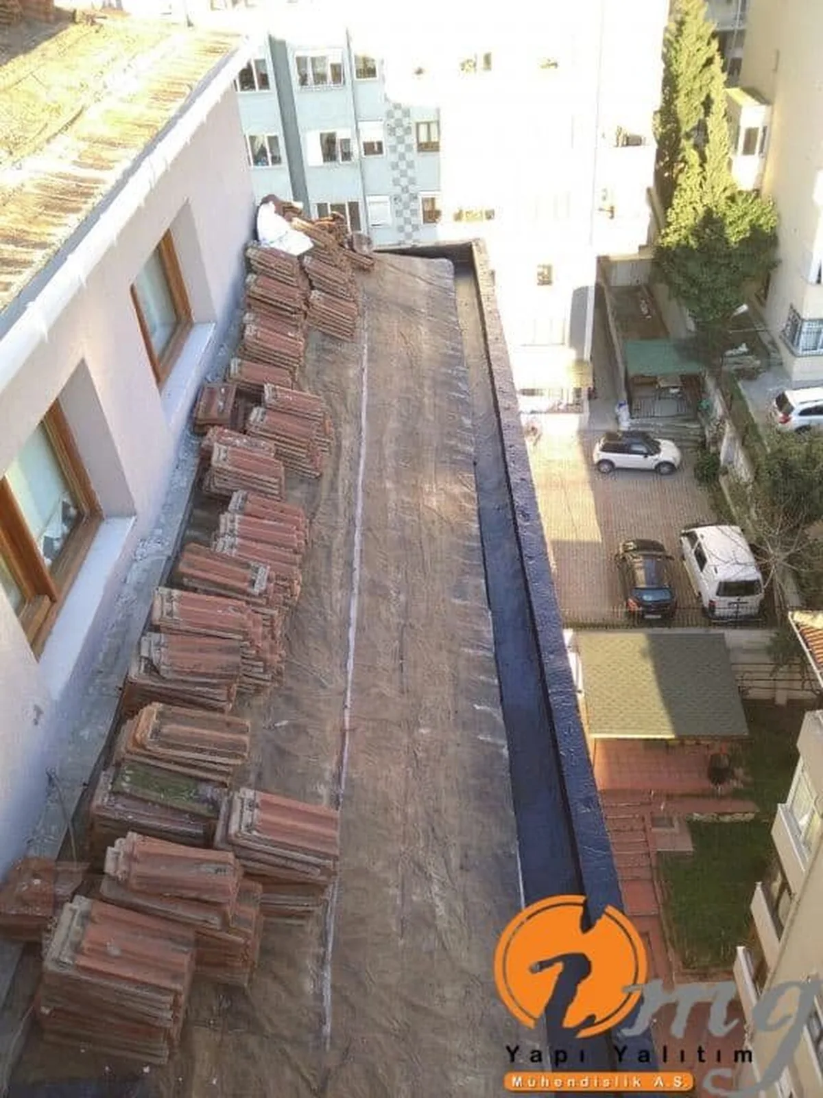 Kartal Demirli Apt. Kiremit Aktarma Su Yalıtımı — fotoğraf 3