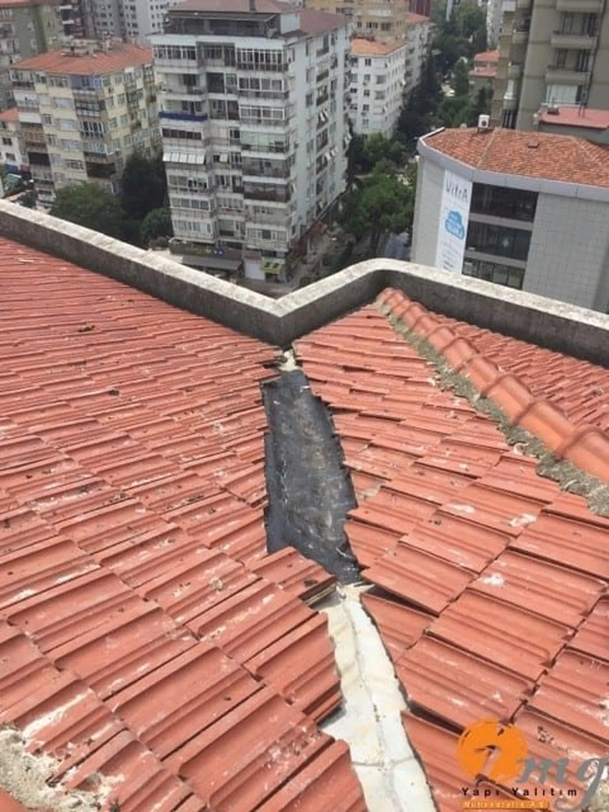 Bostancı Beyaz Konak Çatı Kiremit Aktarması ve Baca Su Yalıtımı — fotoğraf 3