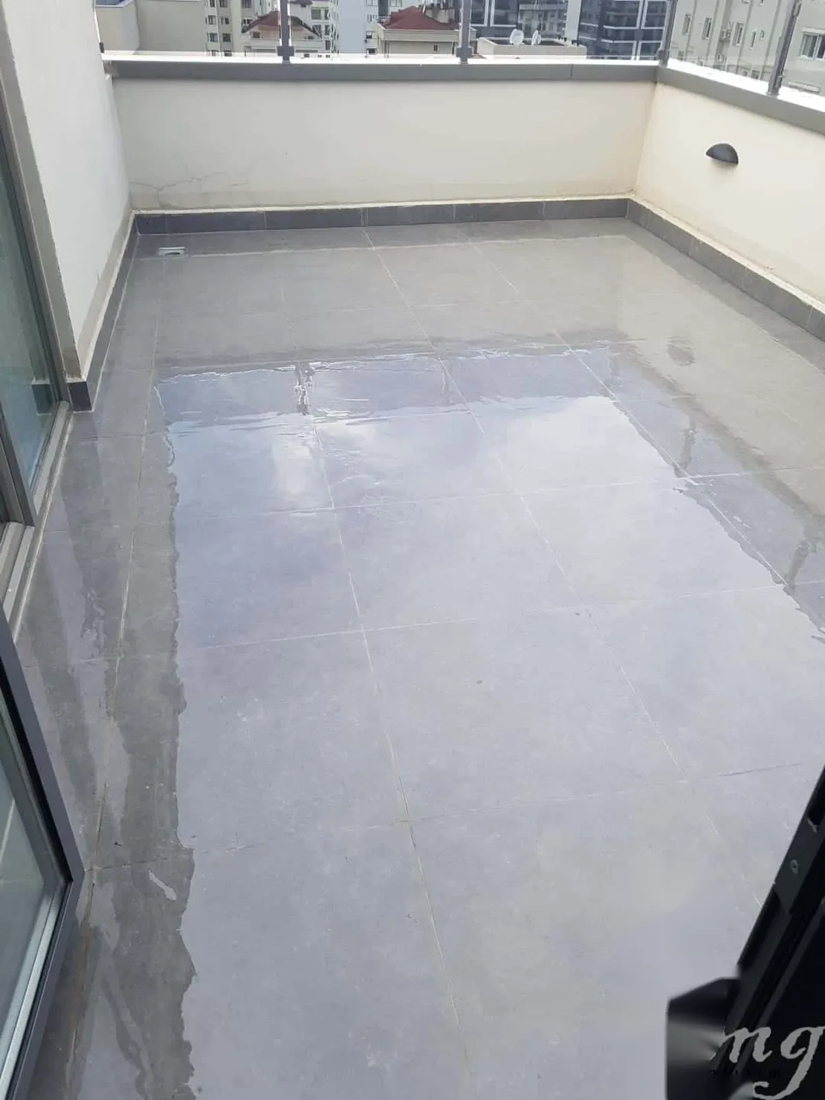 Fenerbahçe Balkon Şeffaf Su Yalıtımı — fotoğraf 5