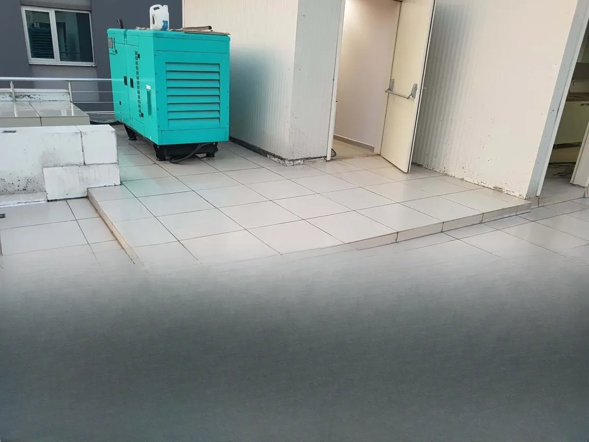 Dudullu Nice Binası Teras Şeffaf Su Yalıtımı — fotoğraf 2