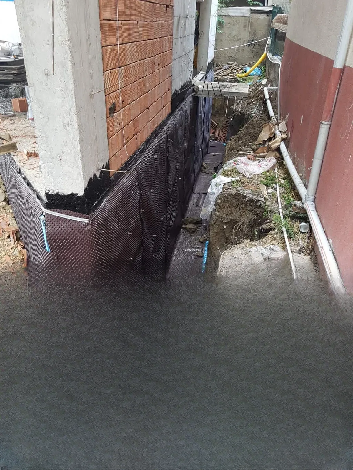 Pendik Berat İnşaat Perde Sürme Su Yalıtımı Uygulaması — fotoğraf 10