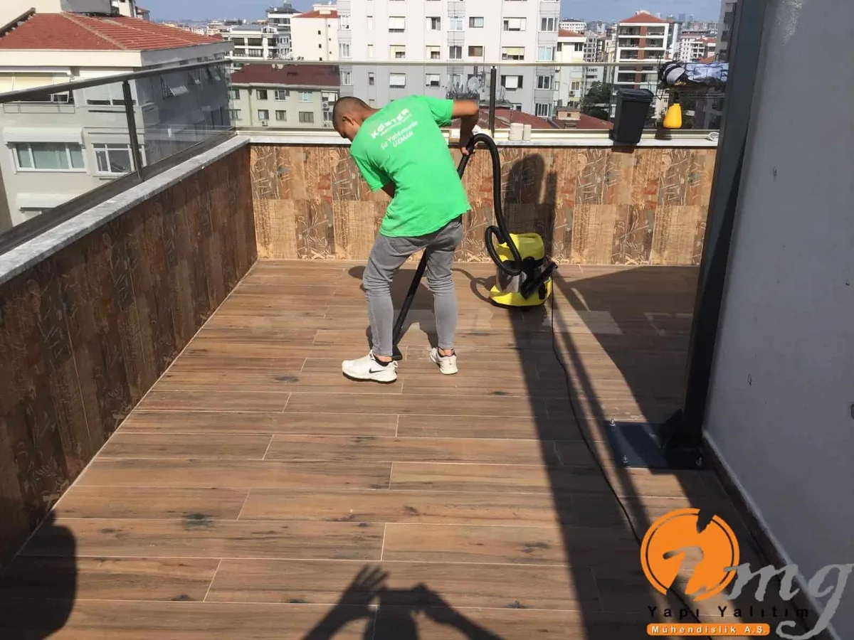 Göztepe Teras Fayans Üstü Şeffaf Su Yalıtımı — fotoğraf 2