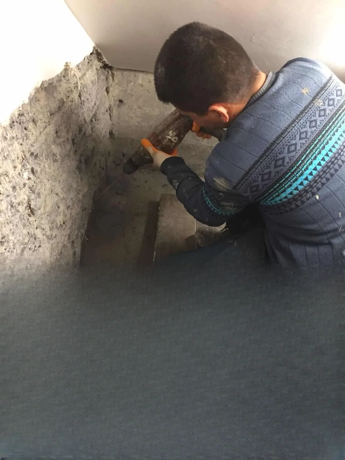 Bodrum Kat Poliüretan Enjeksiyon ve Negatif Yönden Su Yalıtımı — fotoğraf 2