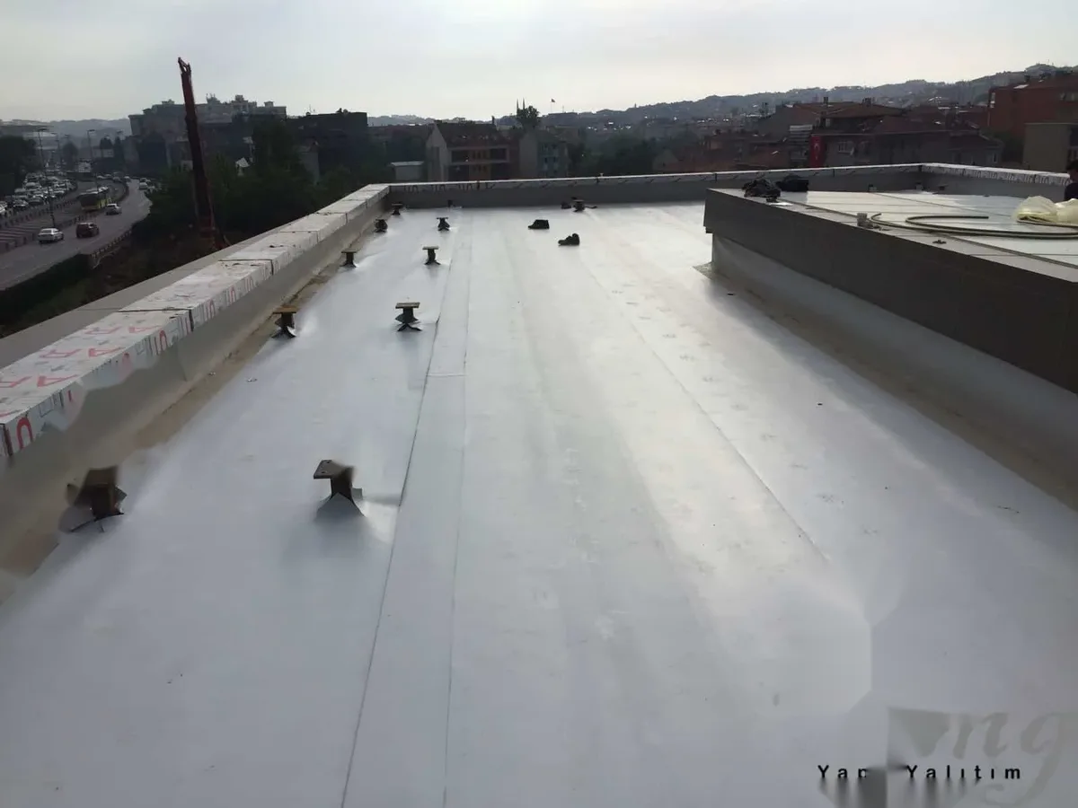 Kadıköy Keleşoğlu Holding Teras Sürme Su Yalıtımı ve Tpo Uygulaması — fotoğraf 6