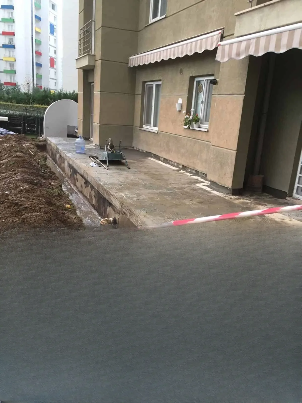 Pendik Dumankaya Sitesi Perde ve Fayans Üstü Su Yalıtımı — fotoğraf 6