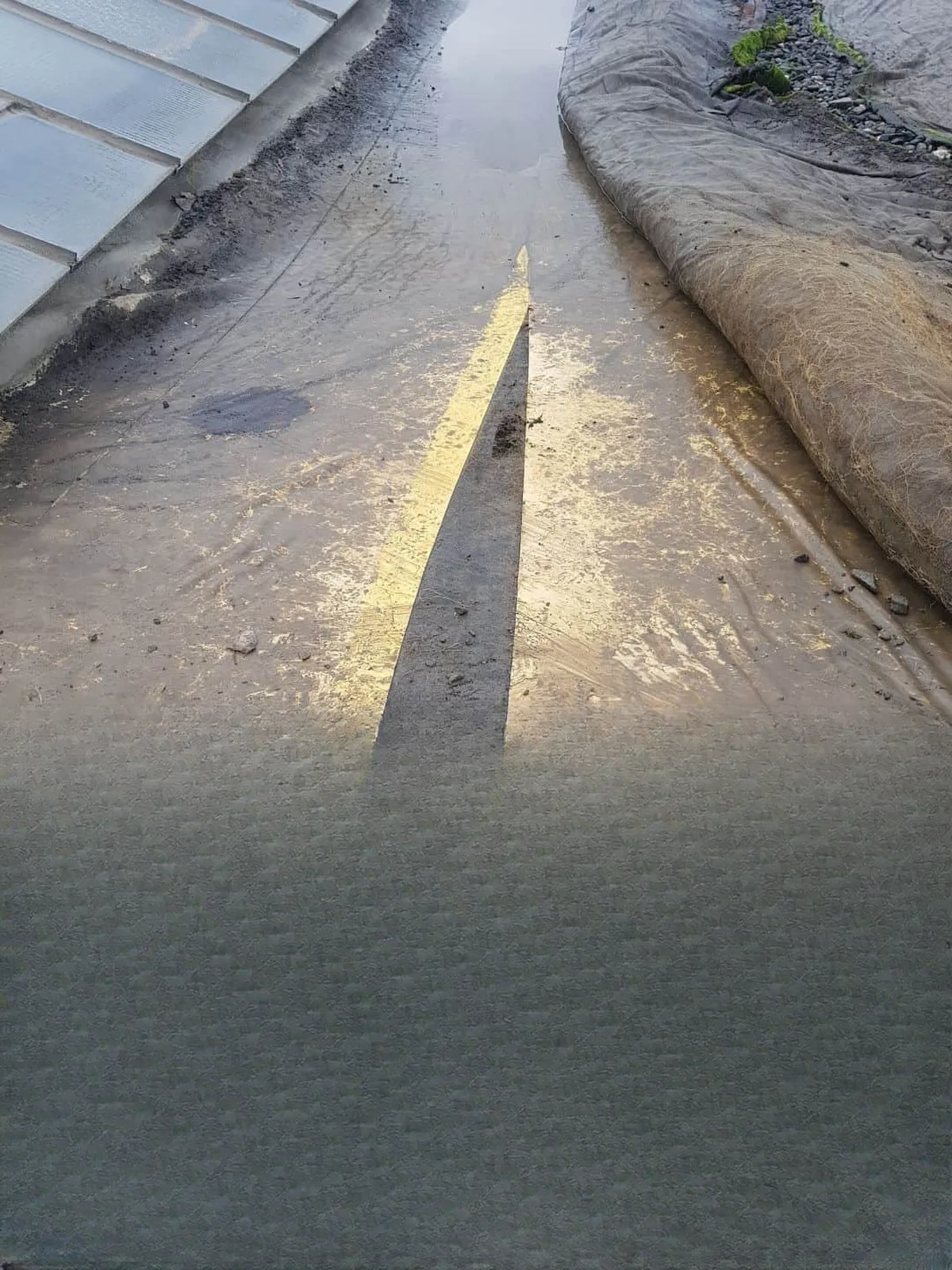 Orhanlı Aras Kargo Teras Su Yalıtımı — fotoğraf 10