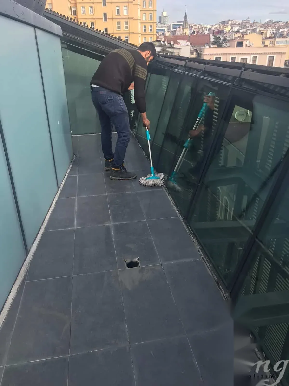Galata Balkon Fayans Üzeri Şeffaf Su Yalıtımı — fotoğraf 2